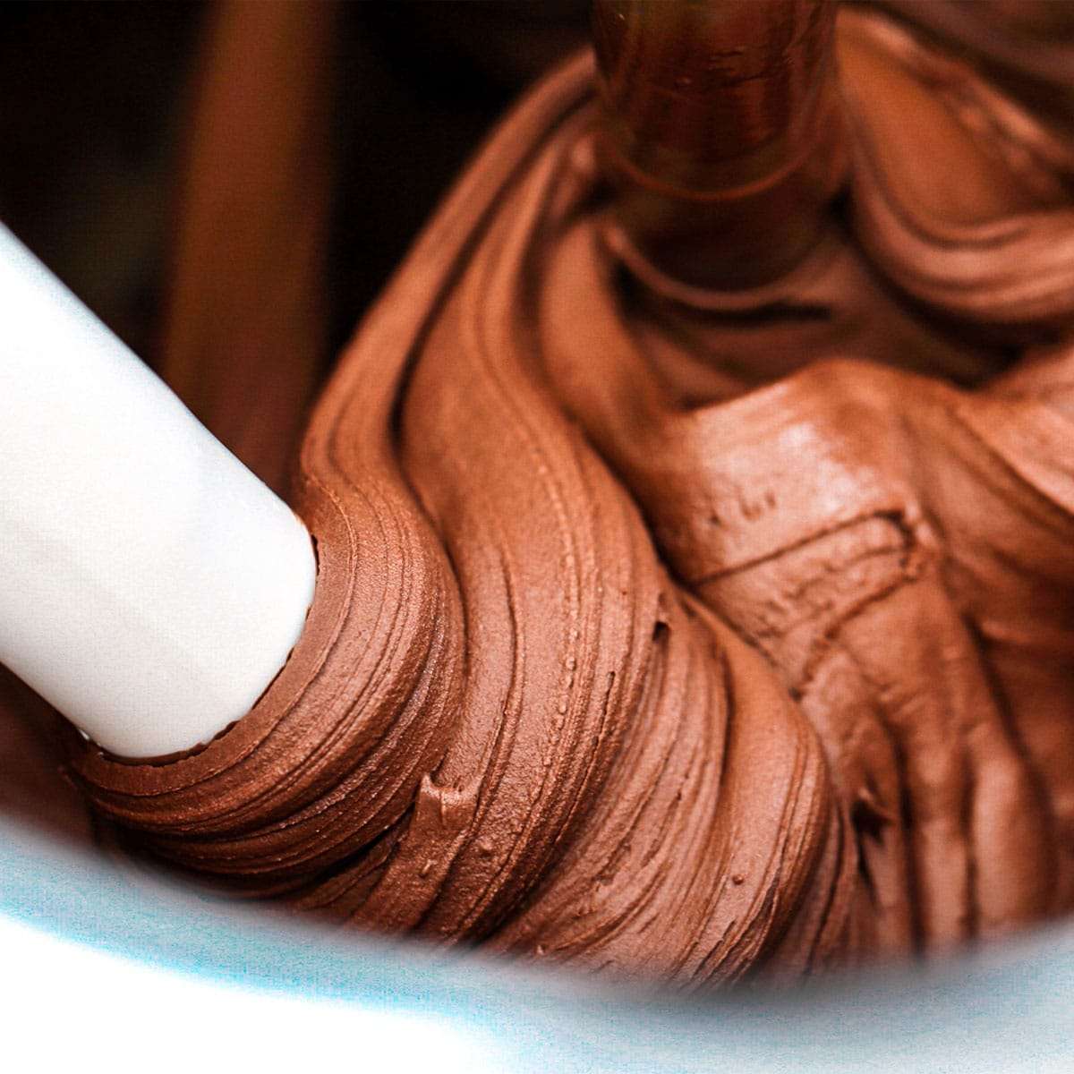 chocolate gelato making